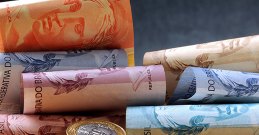 Acordo entre bancos e poupadores prevê pagamento de até R$5 mil duas semanas após a homologação